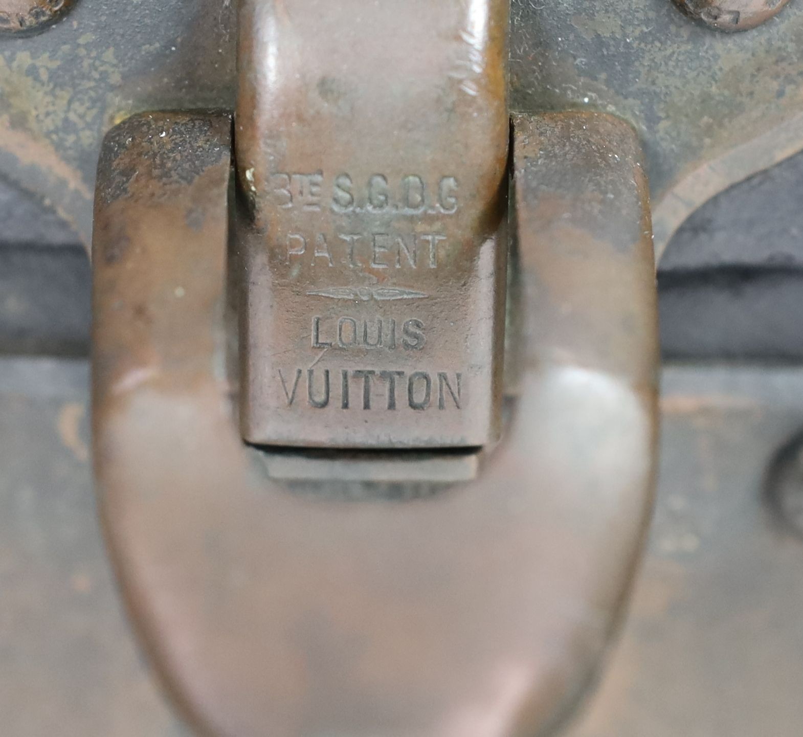 A Louis Vuitton motoring trunk, width 85cm, depth 44cm, height 32cm